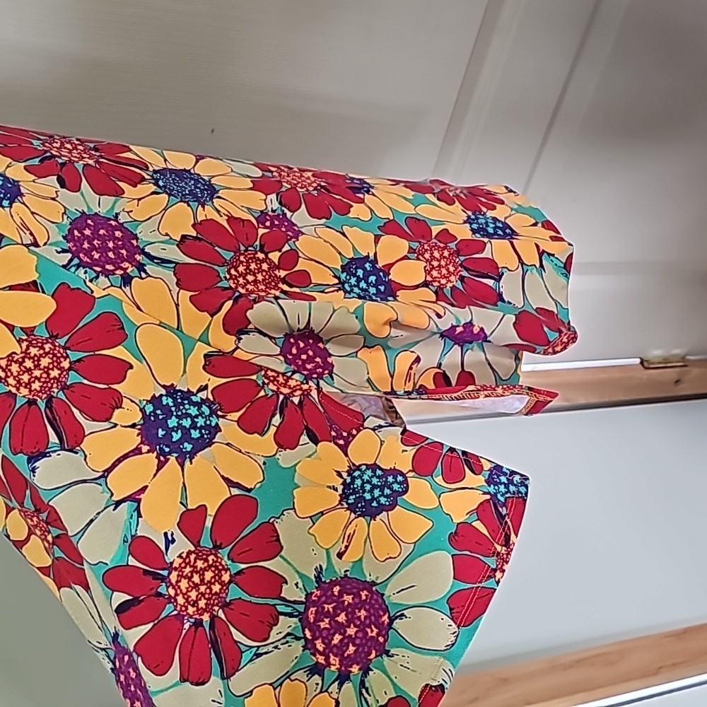 LuLaRoe Colorful Floral Tunic Top XS - Picture 4 of 5